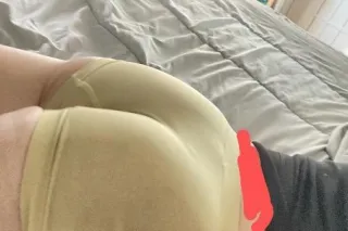 sexy redhead Rose passing thru Jamestown - Image 2